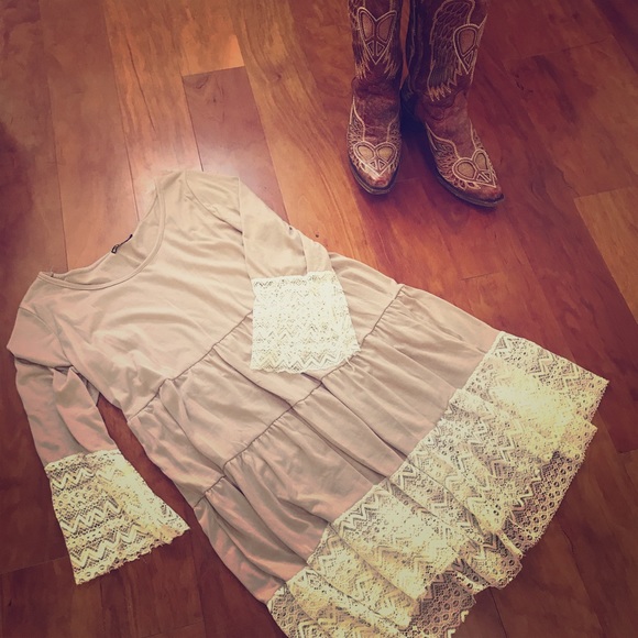 botique Dresses & Skirts - Lacey country chic dress